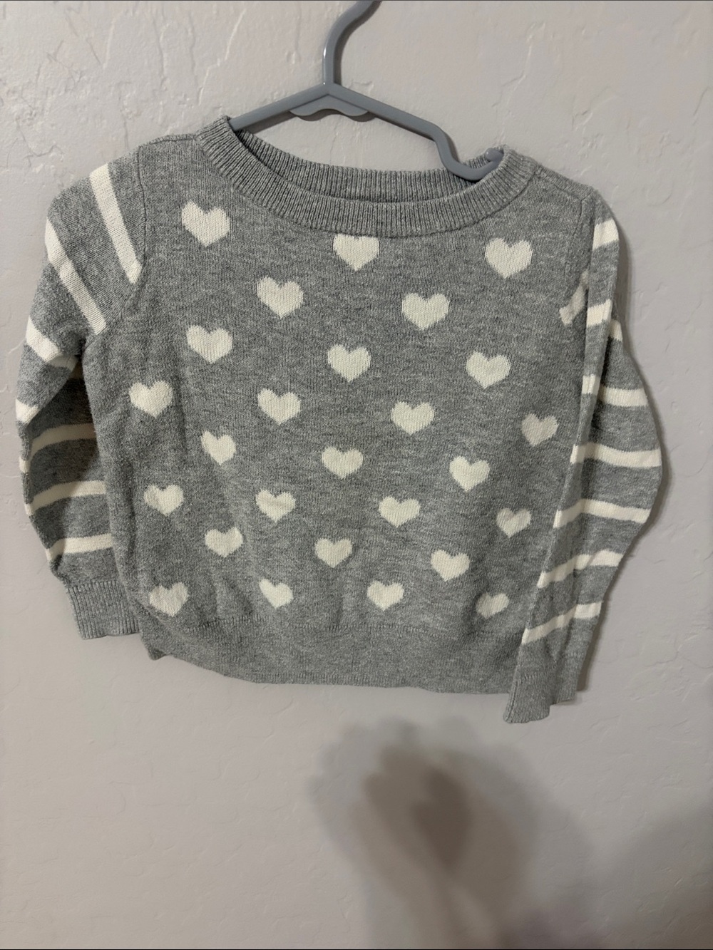 GAP Gray Sweater with White Heart Motif and Striped Sleeves